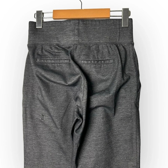 Kit and Ace Mulberry Pant  in Charcoal Grey 4 - Picture 5 of 9
